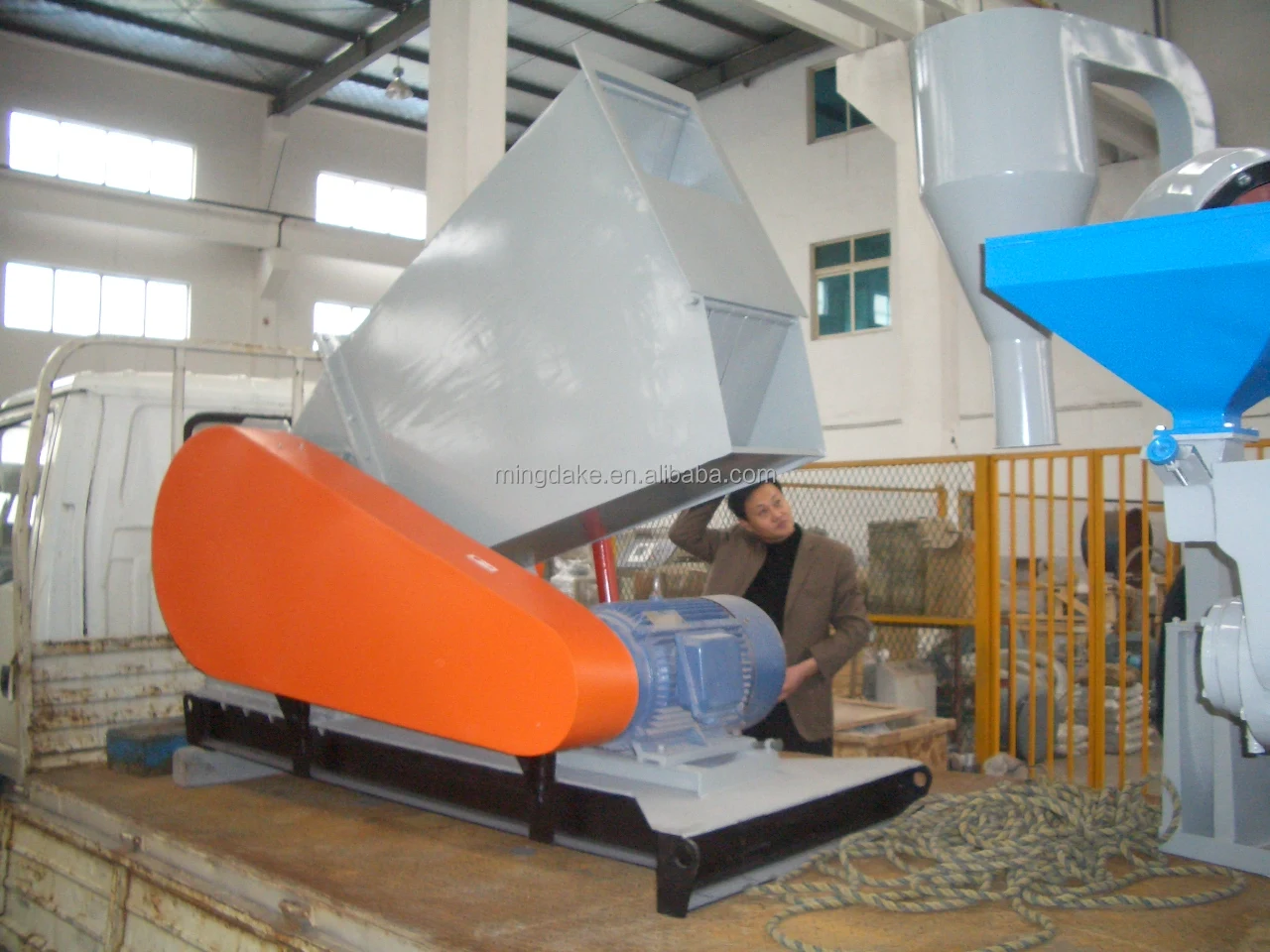 Plastic PE PP PVC Crusher Machine for Sale / Plastic Crushing Machine for Pipe