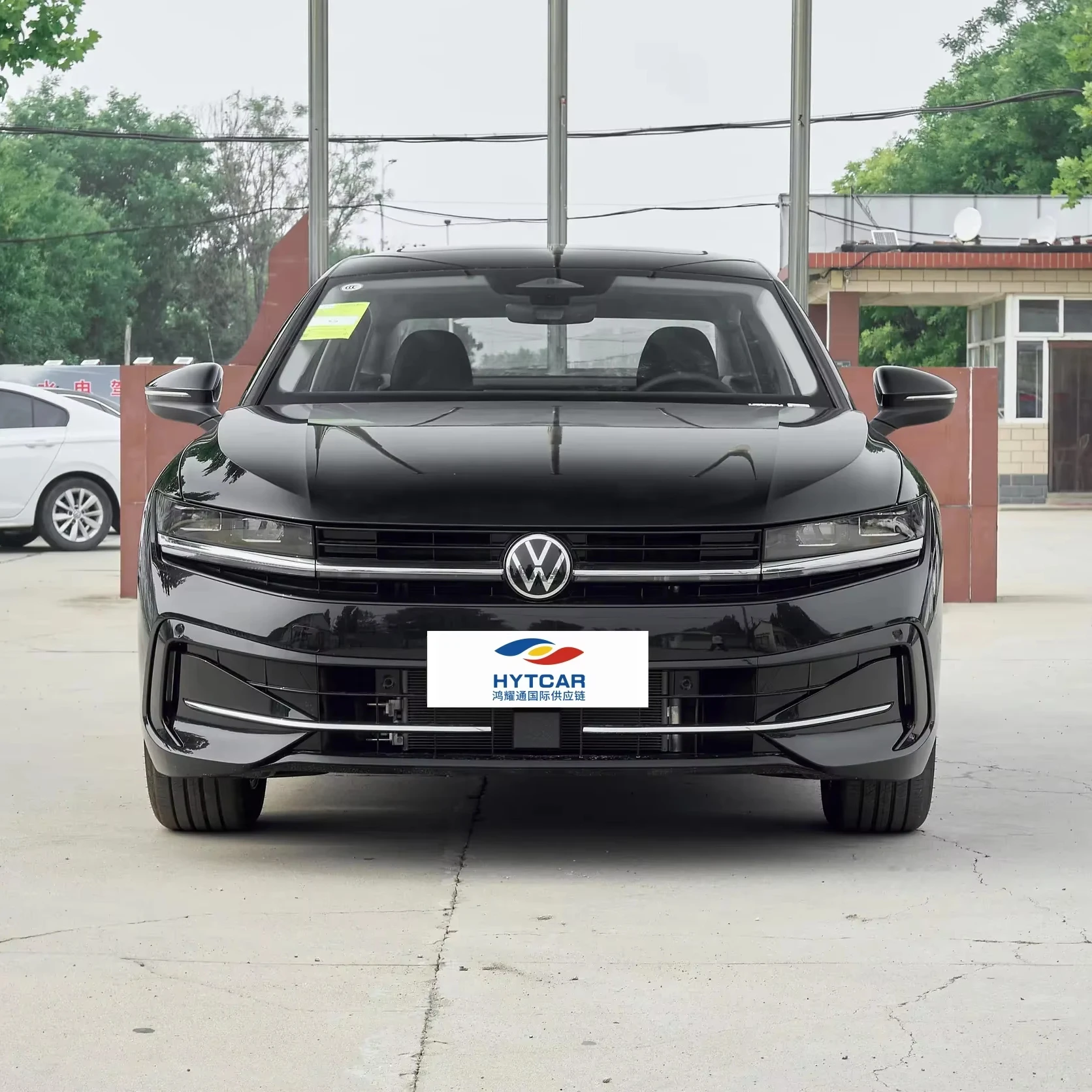 2024  Magotan B-Class Bus High Quality New 4-Door Gasoline Car 5-Seater Leather Seats Panoramic Sunroof Left Steering