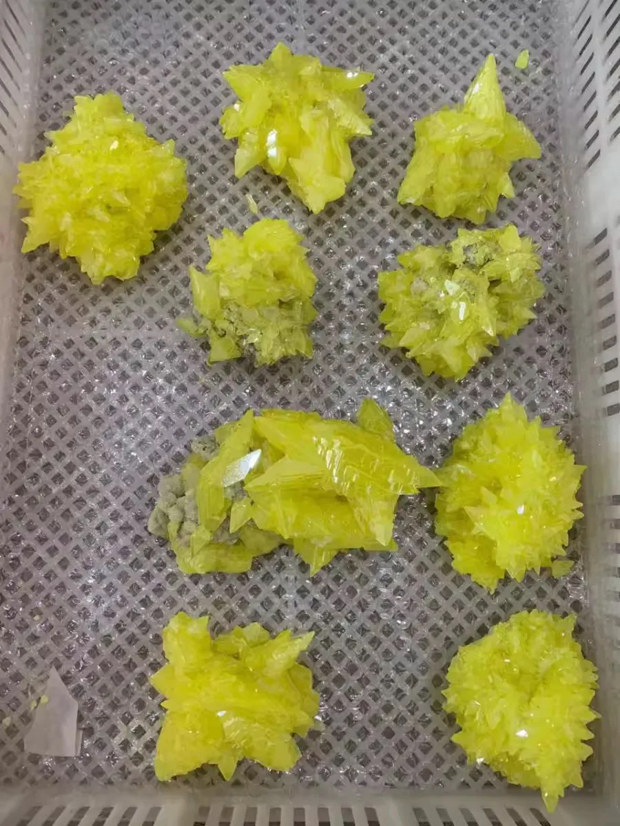 Кварцевые Кристаллы из натуральных желтых кристаллов