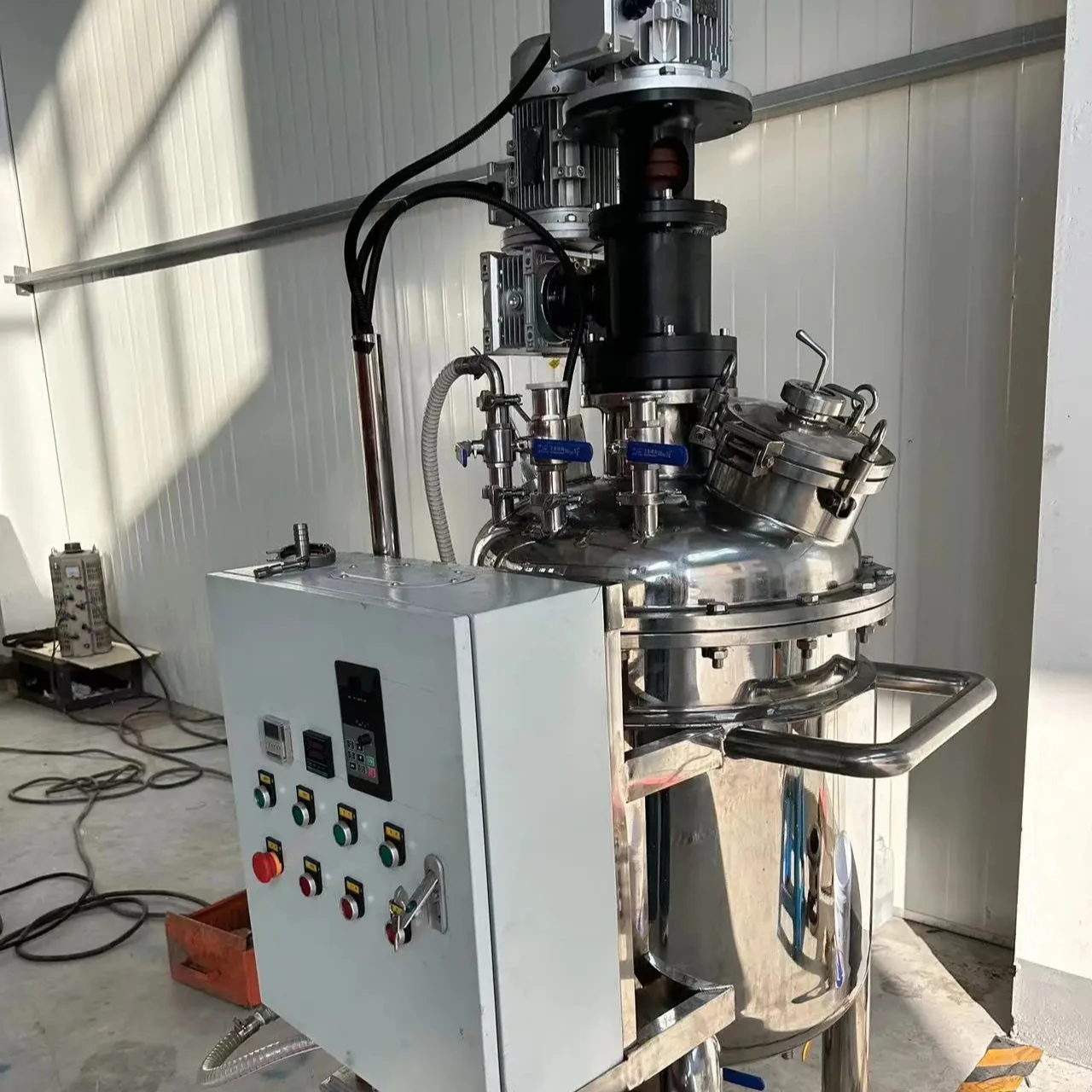 Factory Sale Continuous Stirred Tank Reactor Agitated Jacketed Reactor Stainless Steel Reaction Tank