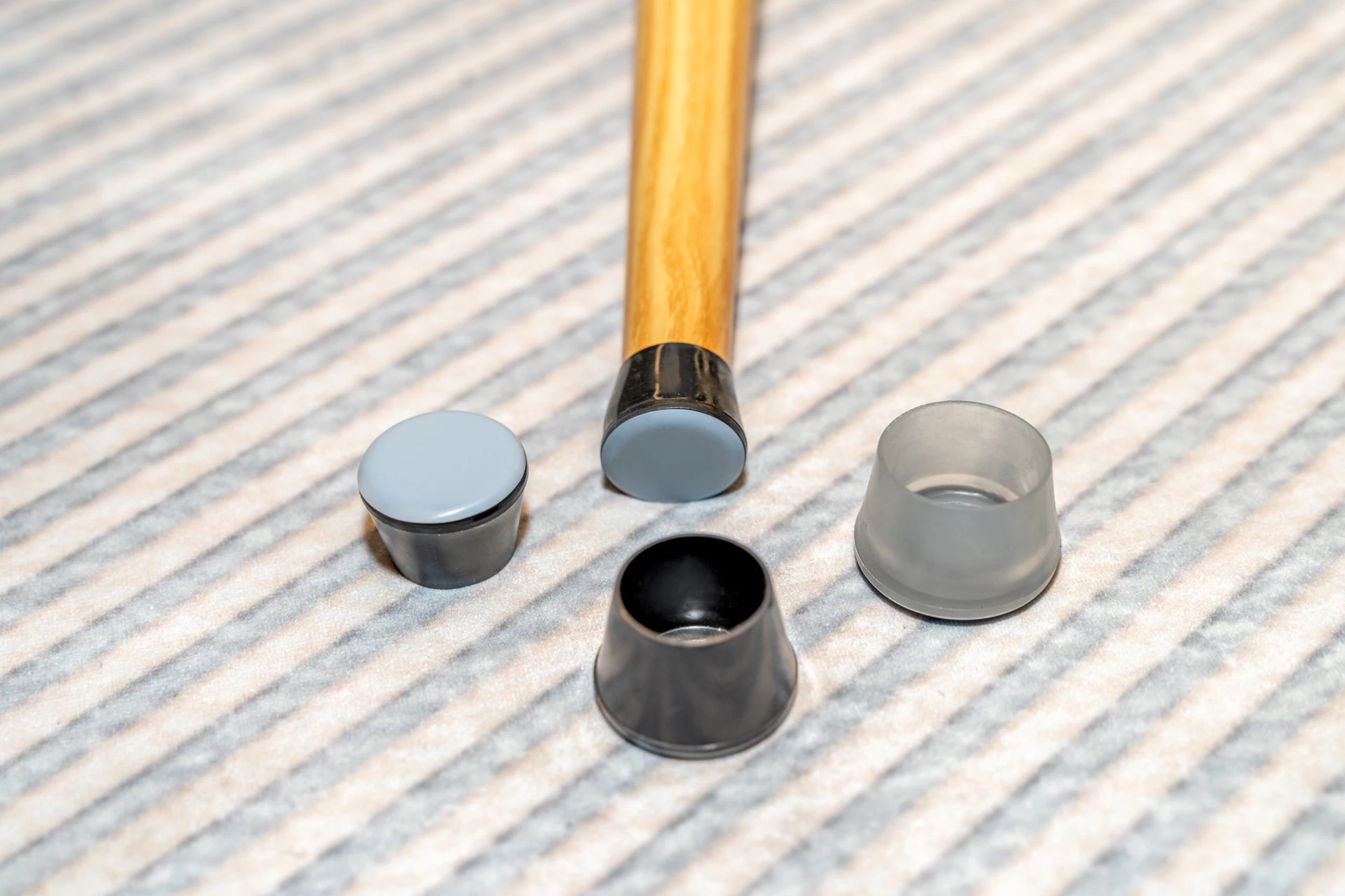 Customized Silent Wear-Resistant Furniture Table Chair Leg Floor Silicone Tips Covers Protectors