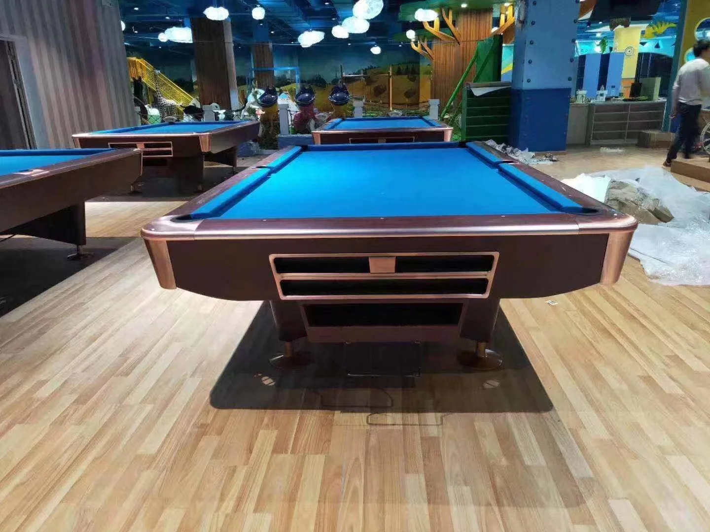 Factory directly  sell Best quality international tournament standard 8/9ft wood billiard pool table with accessories
