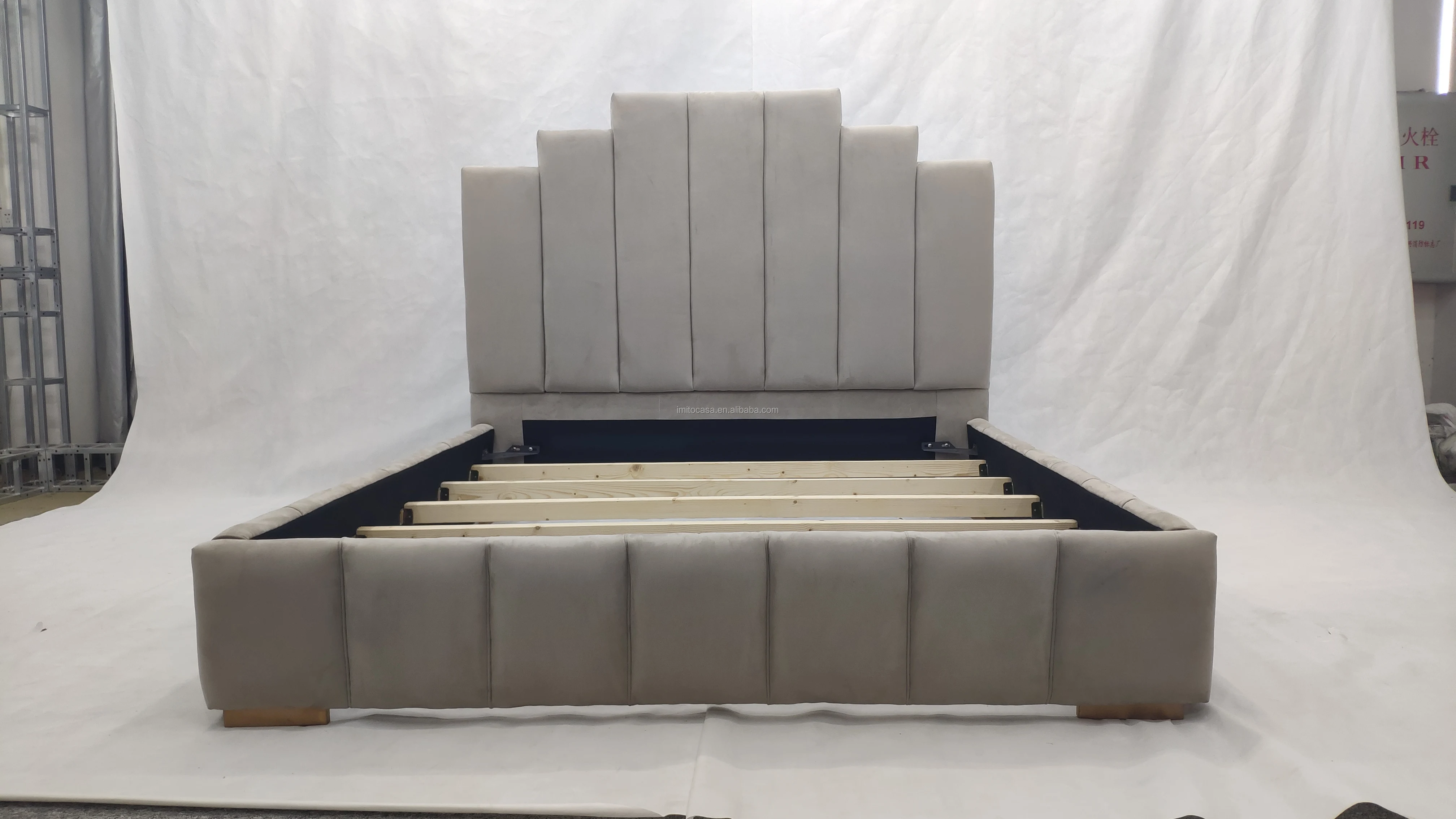 New Design Modern American Bedroom Furniture King Size Upholstered Bed Quality Simple Design Beige Velvet Double Bed For Hotel