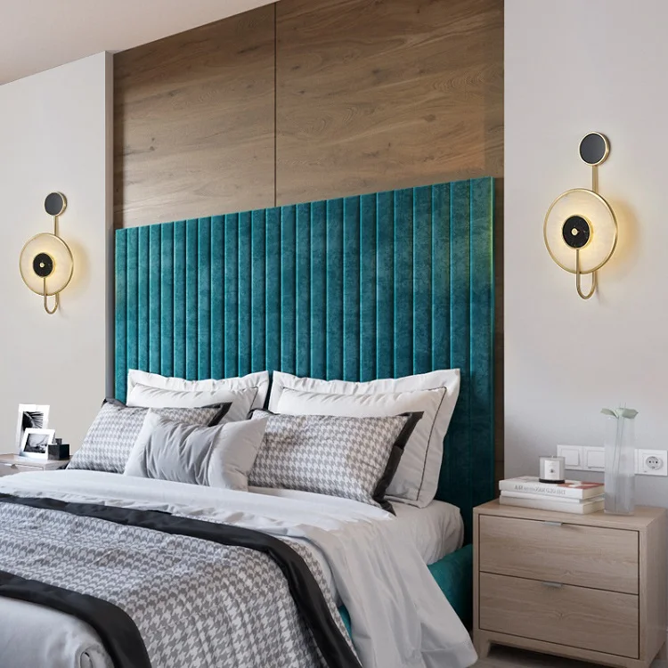 New Innovative Products Nordic Elegant Decorative Brass Gold LED Wall Light