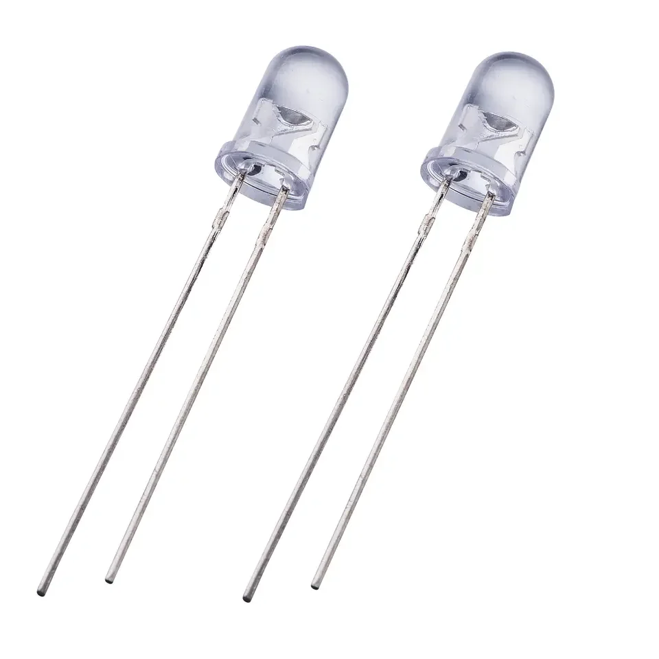 Shenzhen Round head dip led water clear transparent lens  led light emitting diode