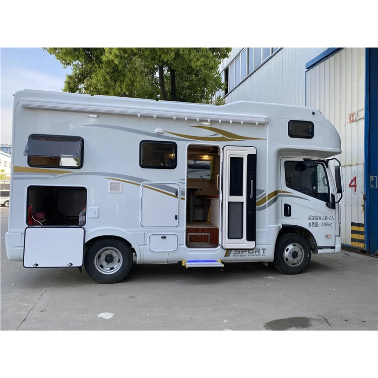 YUEJIN 4x2 Mobile Auto Motorhome Outdoor Luxury RV Caravan Truck For Family Travel