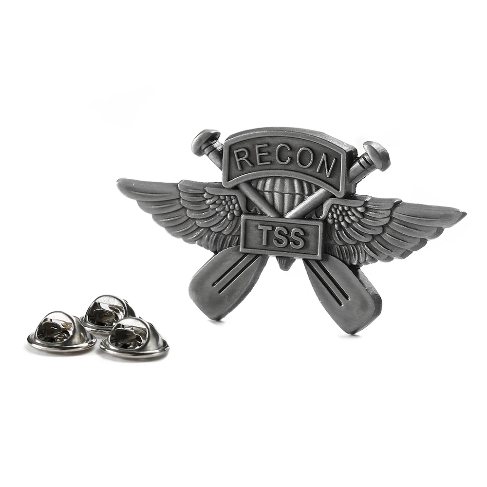 Retro Cool Antique Silver Lapel Pin Brooch Factory Custom Badge Pin High Details Metal Zinc Alloy 3D Pins for Clothes or Hats