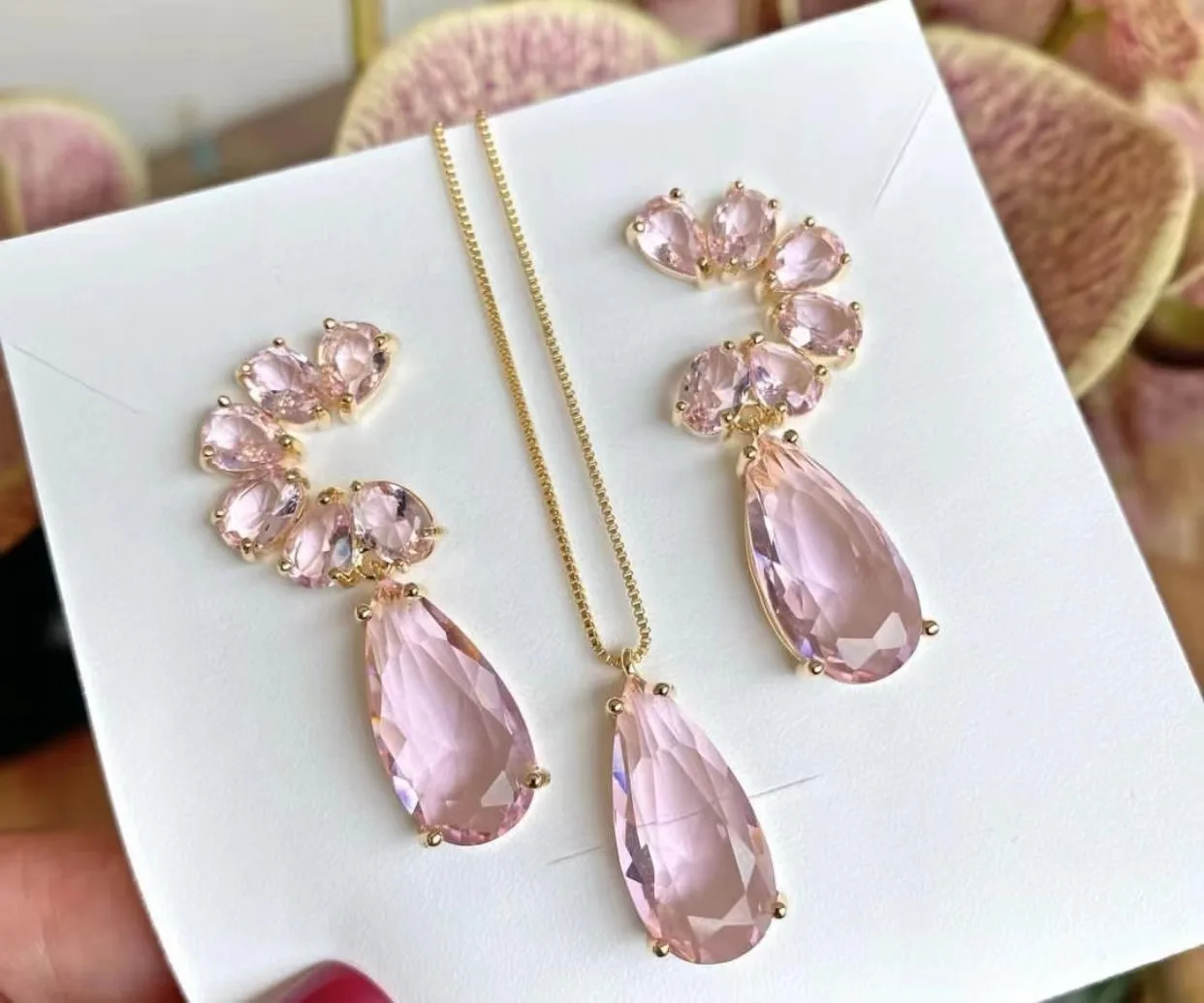 Unique Design Bling Tear Shape Glass Dril Stud Earrings Simple Elegant Crystal Rhinestone Waterdrop Pendant Earring Sets