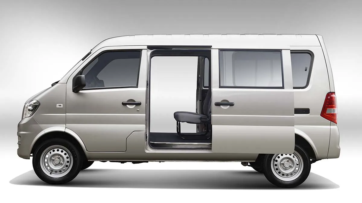 Dongfeng DFSK K07S Left Hand Drive Gasoline Mini Van Passenger Van 7 Seats 1.3 L High Power Version Basic Type in Stock
