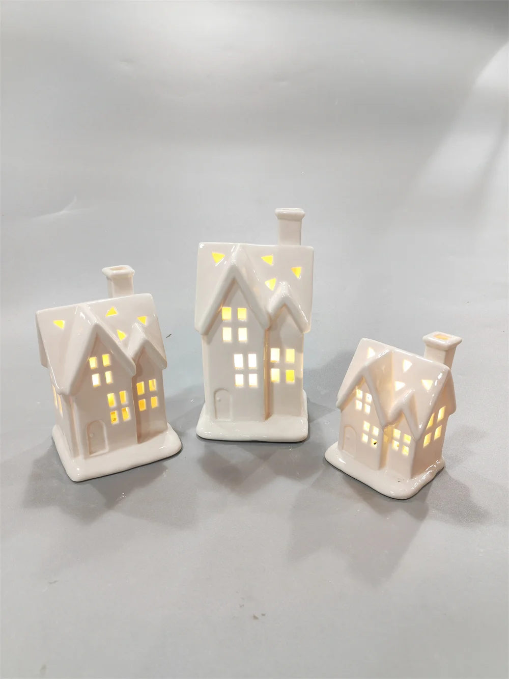 New product ideas 2023 white ceramic lighthouse ceramic white tea light house  chimney cottage church candle holder for decor