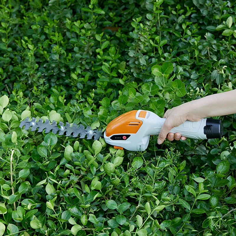 High Quality 550W Wireless Grass Bushes Shears Tools Lithium Battery Powered Cordless Hedge Trimmer for Garden