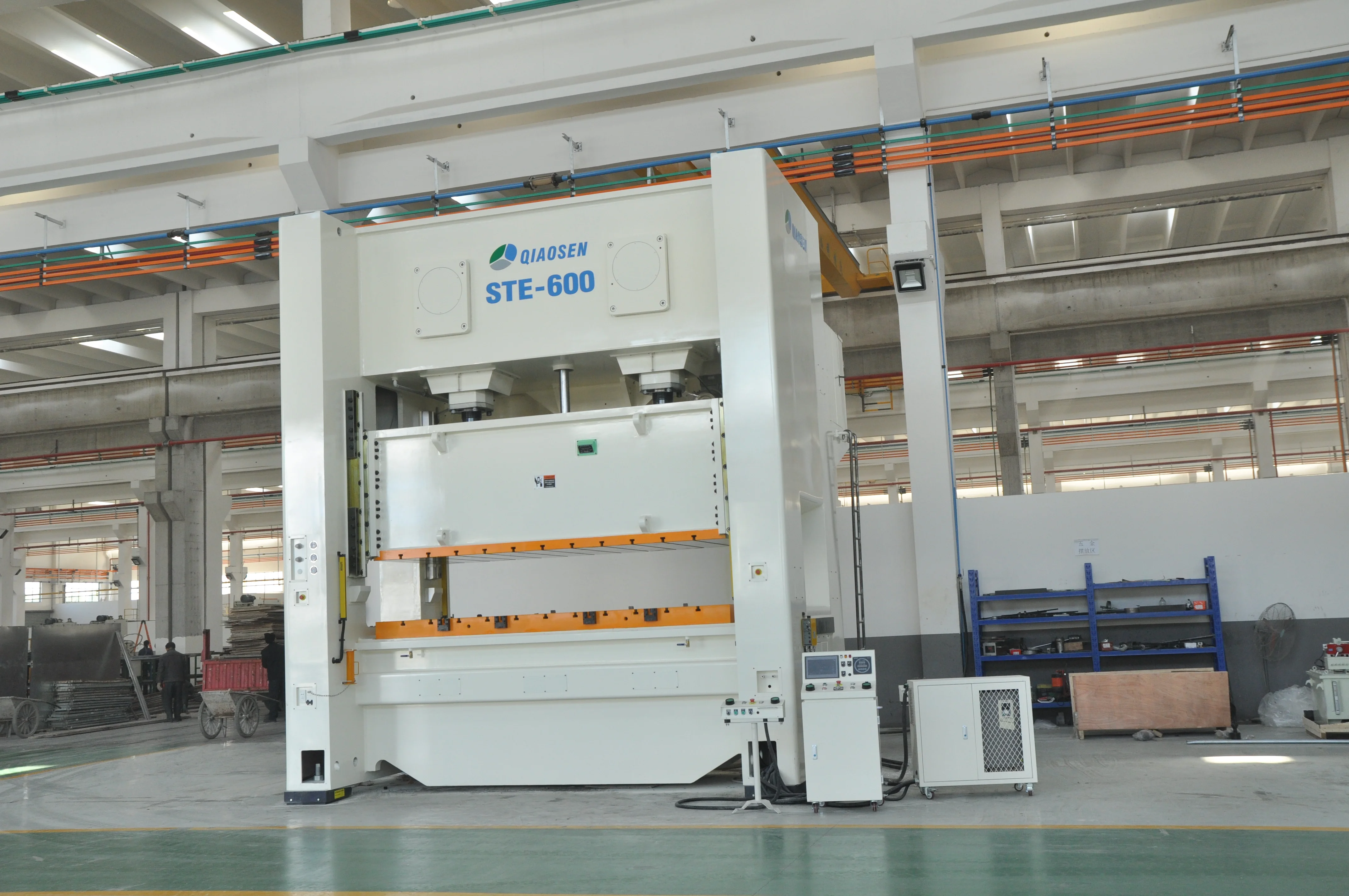 Automatic press car body making machine pneumatic stamping machine with Japan technology