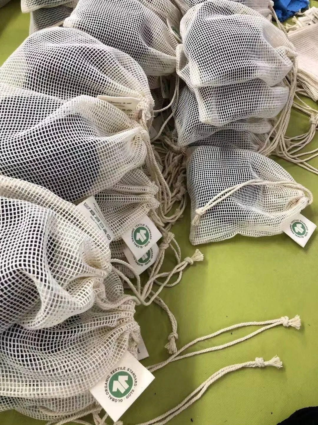 Многоразовое средство для снятия макияжа из натурального бамбука