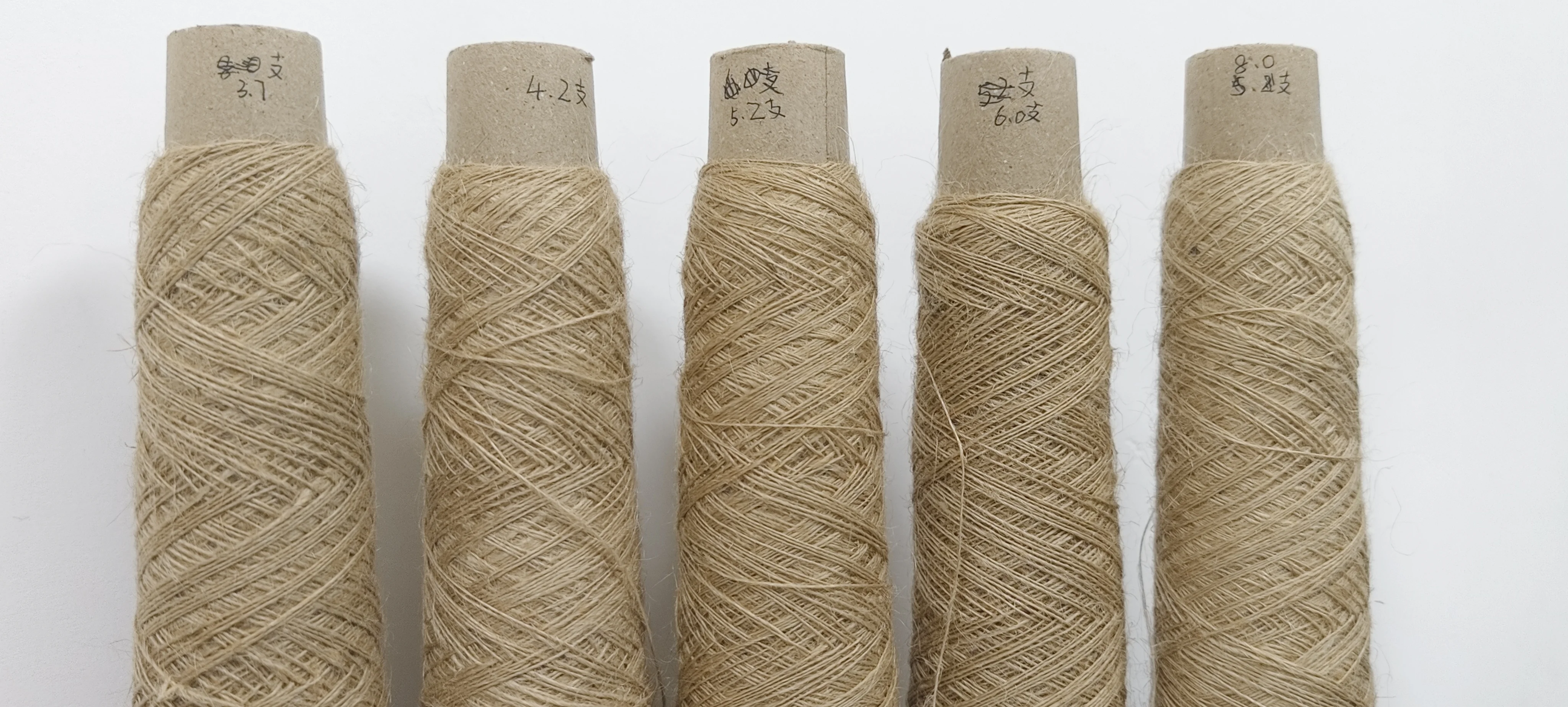 Low price reusable and washable standard quality eco friendly 100% braided jute yarn 48LBS/1PLY