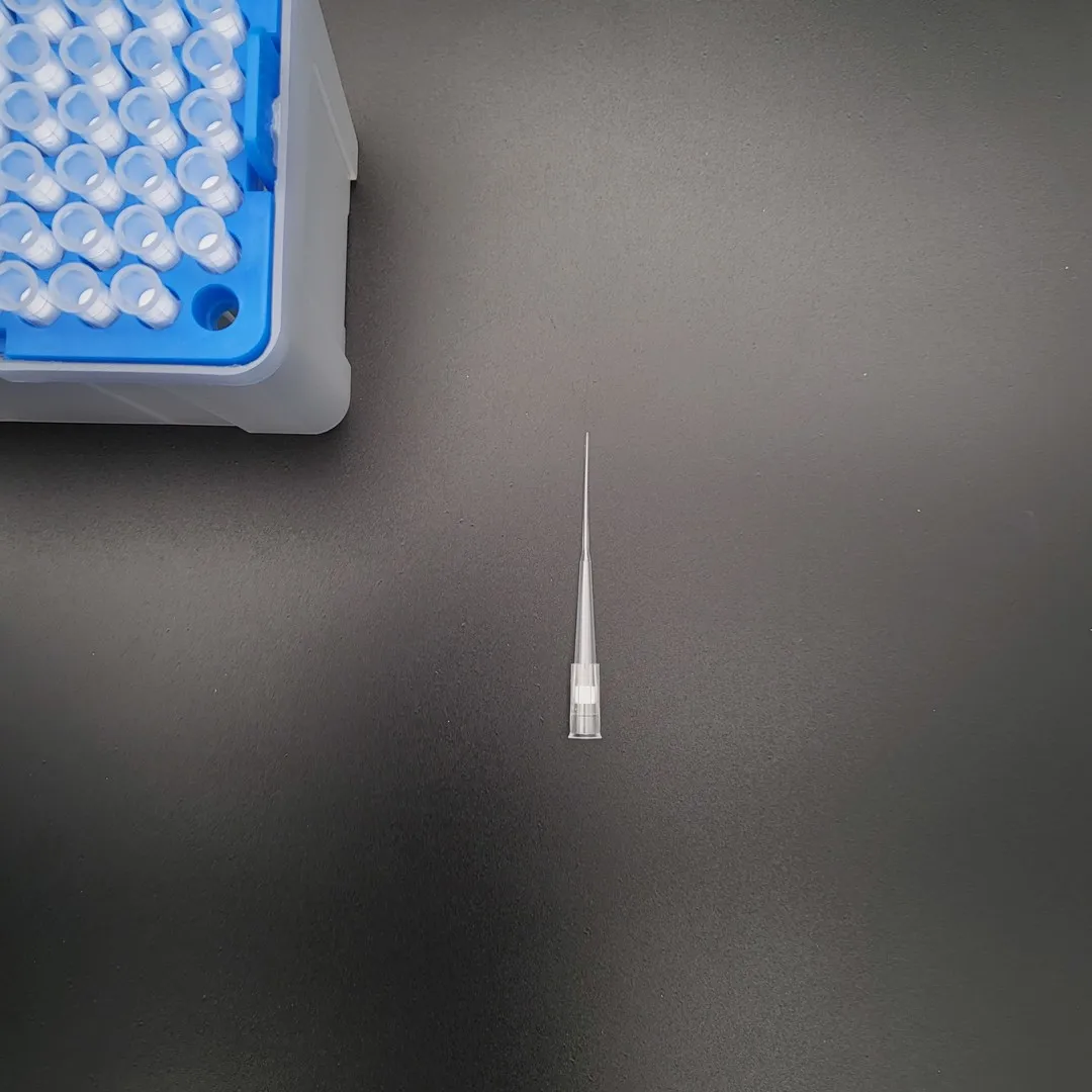 Sterilization low retention 200uL Polypropylene transparent tip packed in Rack Great for Loading Gels in Thin Wells