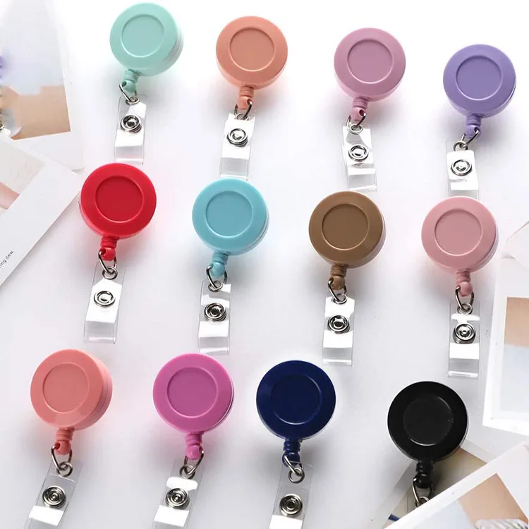 Wholesale custom 360 Rotate Plastic Retractable Yoyo Name Card Reel resin ID Badge Holder with Metal Alligator Clip accessories