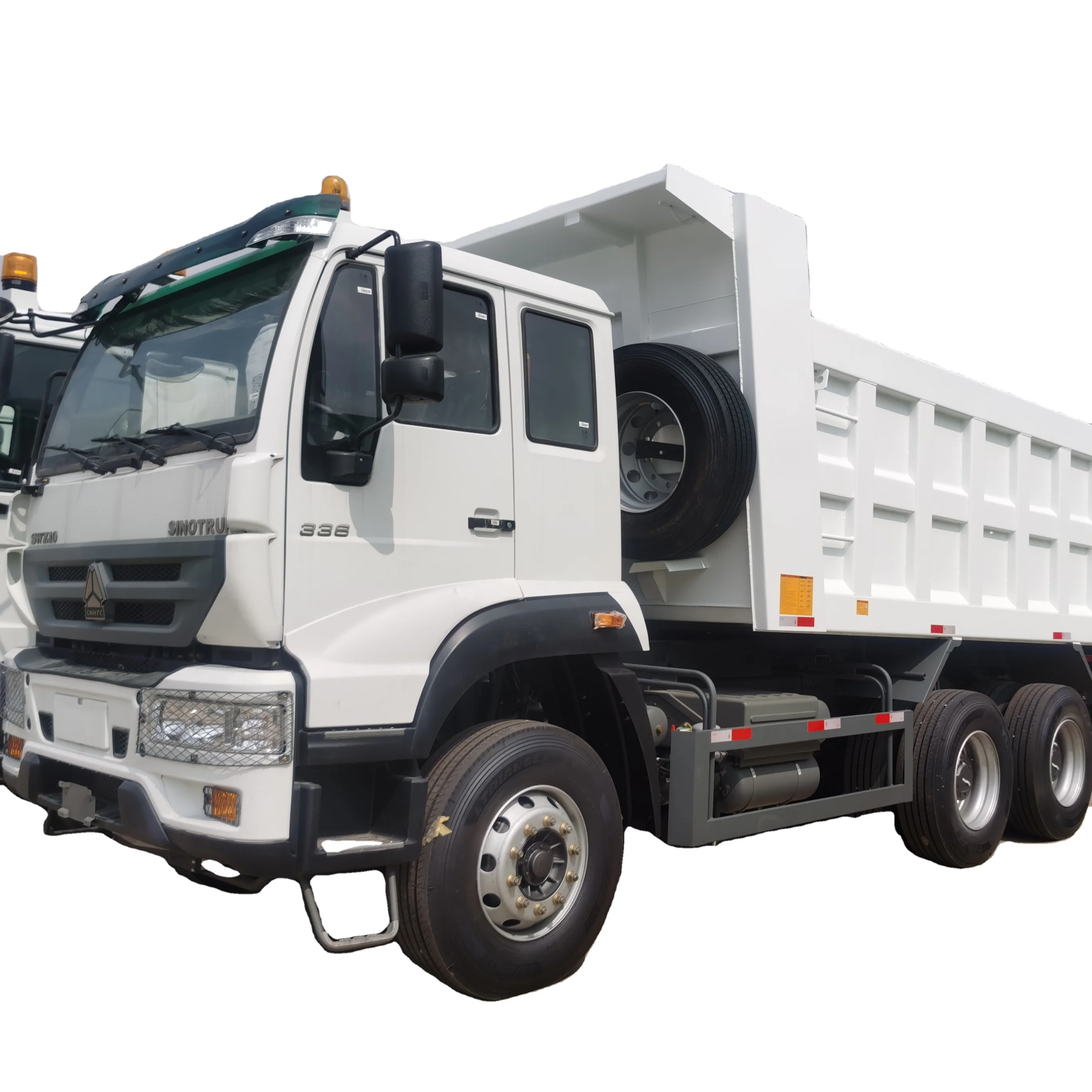 SINOTRUK Golden Prince 6X4 Sand Loading Tipper Truck