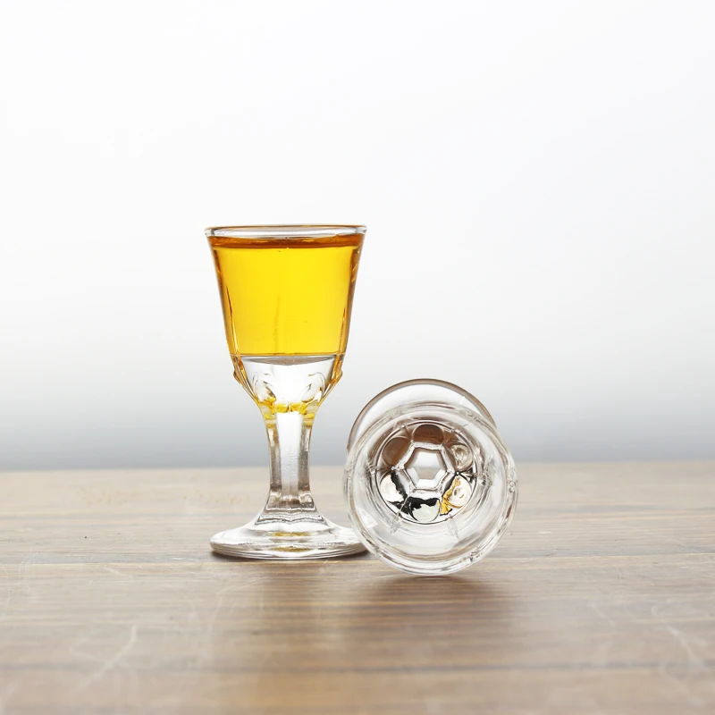 Whole sales custom logo 10ml shot glass for liquor vodka baijiu