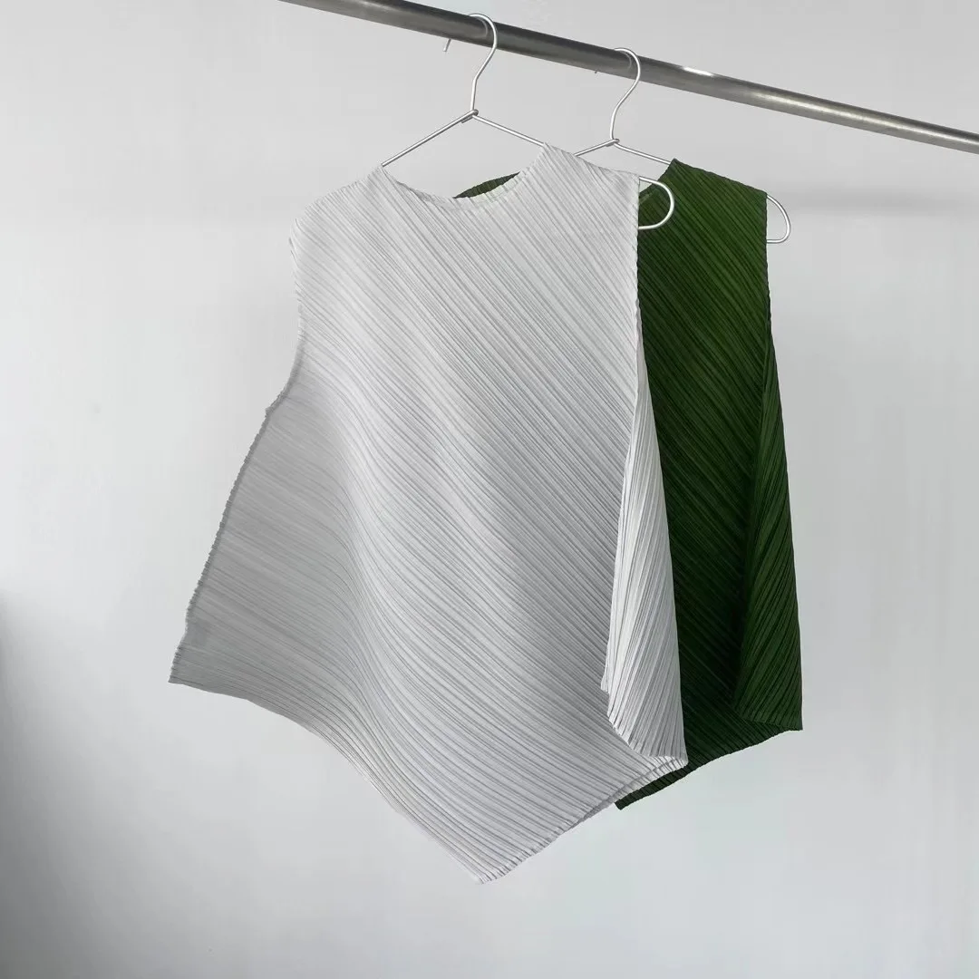 Special Design Sleeveless Irregular T-Shirt Ladies Stackable Vest Top