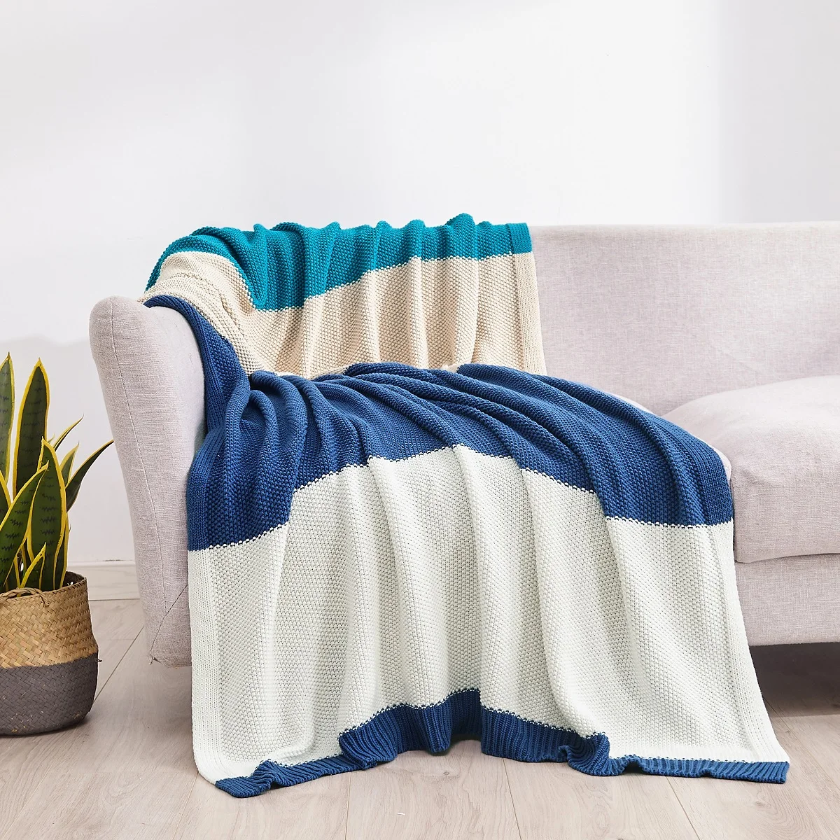 Custom Decoration Luxury 100% Cotton Knitted Throw Blankets for home