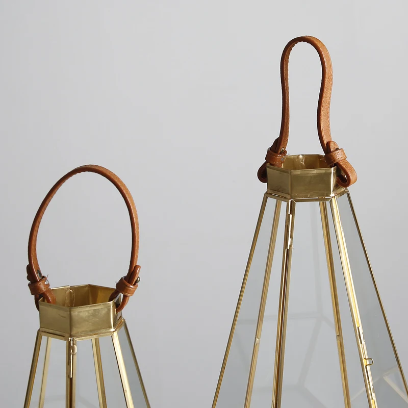 European Vintage Safe Gold Candlestick Holders Tea Light Geometric Table Lantern Clear Glass Hurricane Lantern Candle Holders