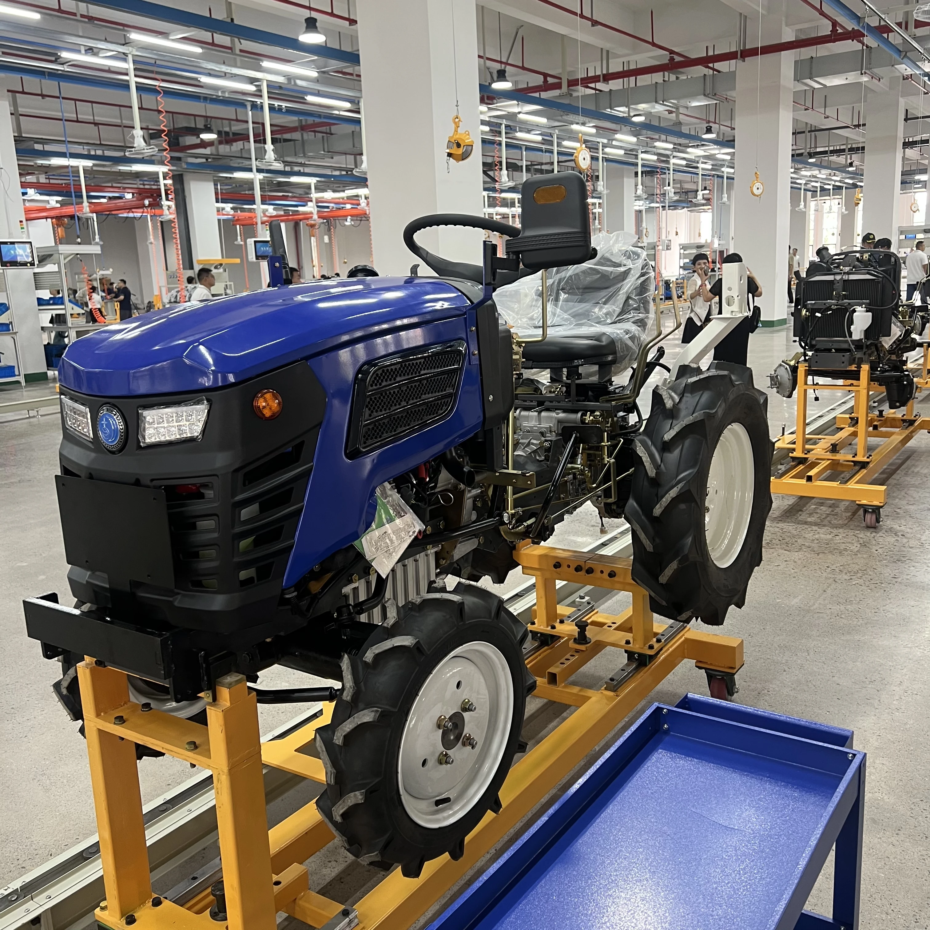 High Quality Small Farm Tractors 4x4 Mini 25hp Tractor agricultural farming equipment Chinese Tractor Agriculture for hill