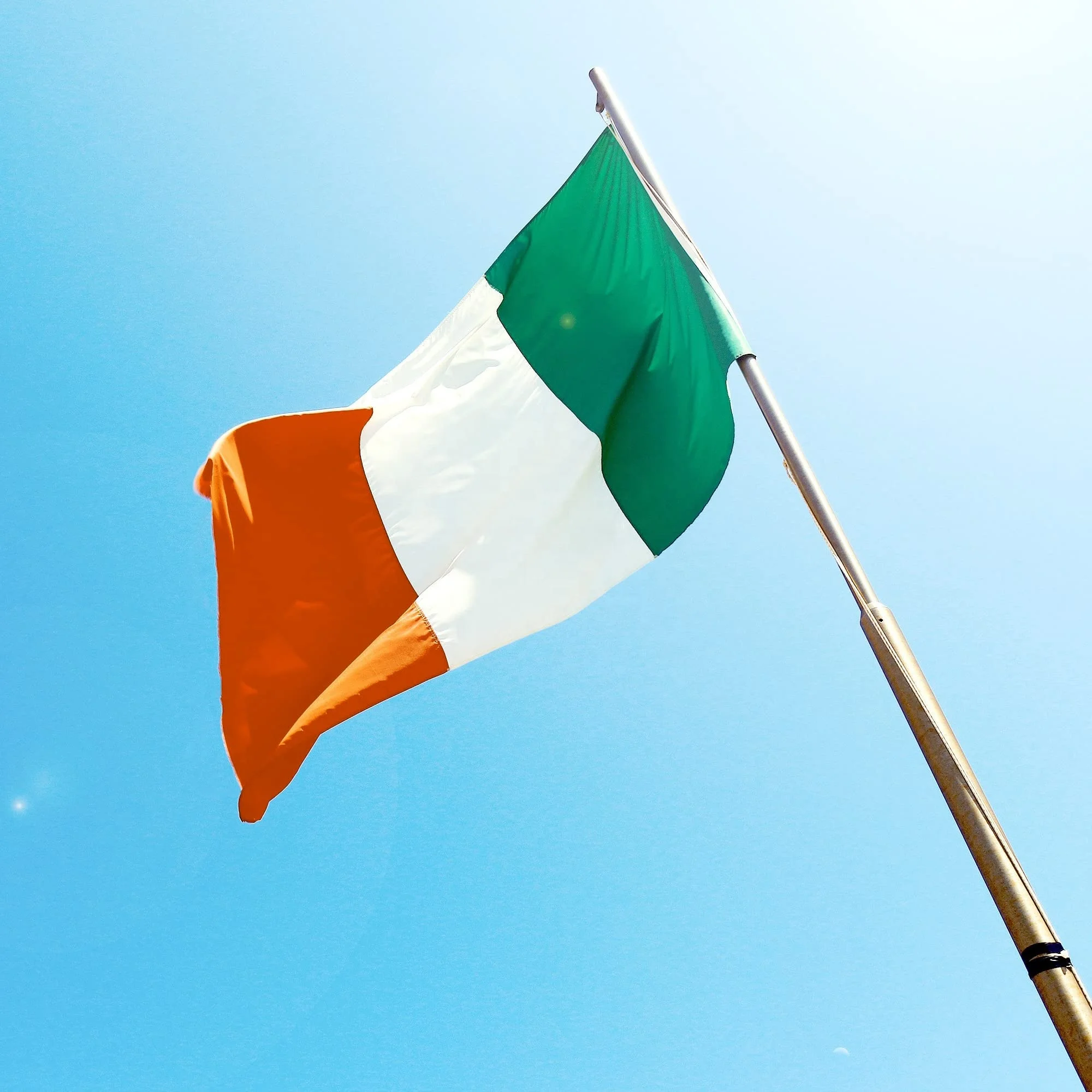 Hot Sale Fly Breeze Series Flags Polyester Canvas Header Double Stitched Vivid Color Fade Proof Ireland Flag With Brass Grommets