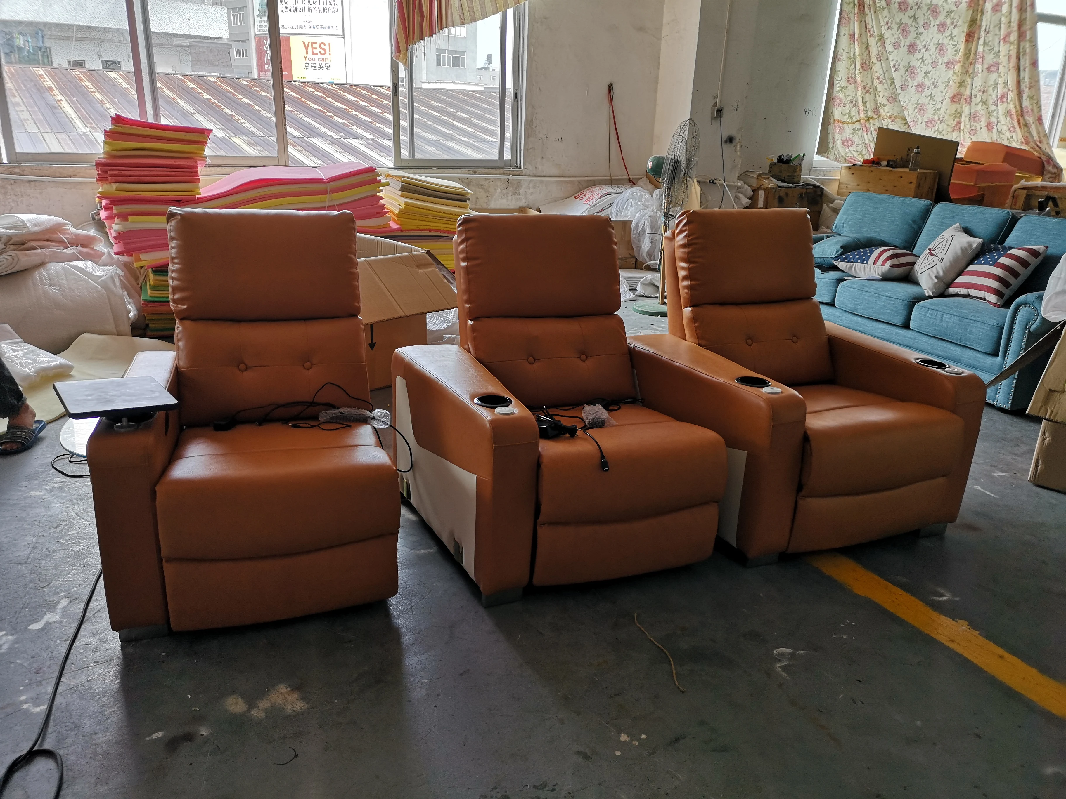 Top Leather Home Cinema Recliner Sofa With 3-Seat Home Theater Furniture Sofa