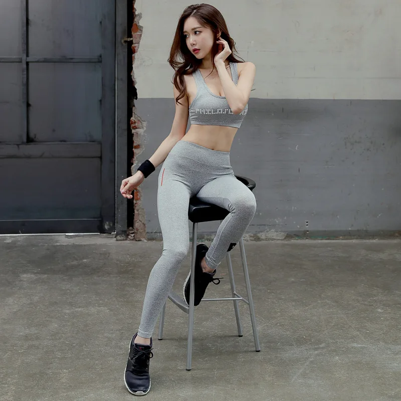 
New Design Wholesale full 12 colors Women Sports Gym Wear Tights And Crop Top 3 Pieces Seamless Women Yoga Se 