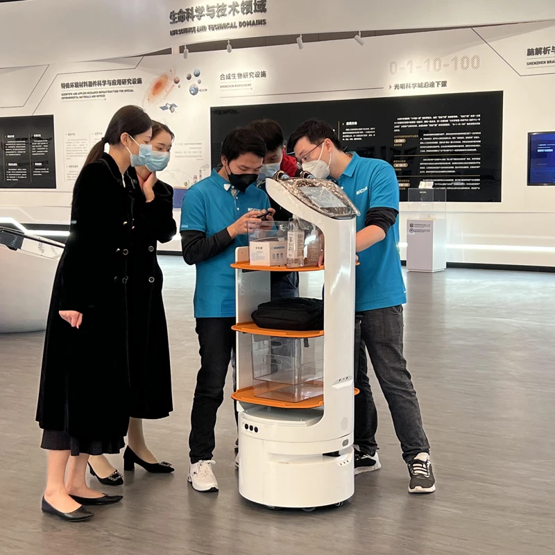 Robot Wholesale Stable Operation Robot Food Machine Intelligent Charge Hotel Restaurant Delivery  Server Robots Waiter For Sale