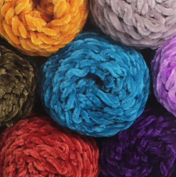 
We undertake all kinds of medium and fine yarn chenille hand-woven yarn golden velvet baby line DIY toy handicraft yarn 