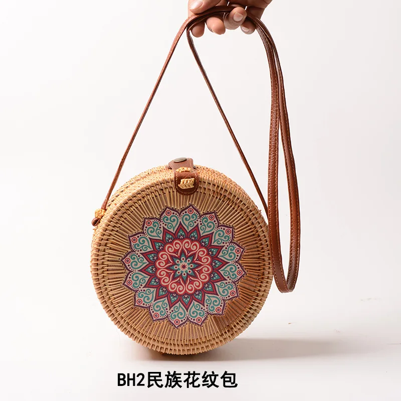 wholesale ethnic style INS Popular Handmade Round Beach Shoulder Bali Circle women rattan bags
