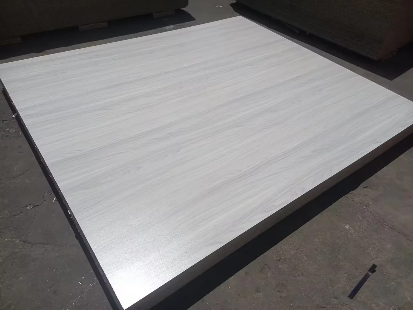 High Quality 1830*2440 *3mm 6mm 9mm 12mm 15mm 18mm MDF RAW MDF  Melamine MDF for South American Market