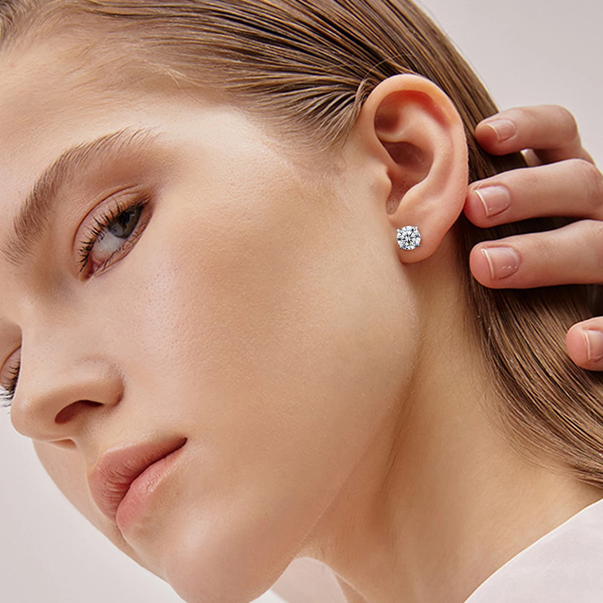 Classic Luxury halo Stud Earrings Real 18K Gold 925 Silver 2 Carat Moissanite Diamond Stud Earrings
