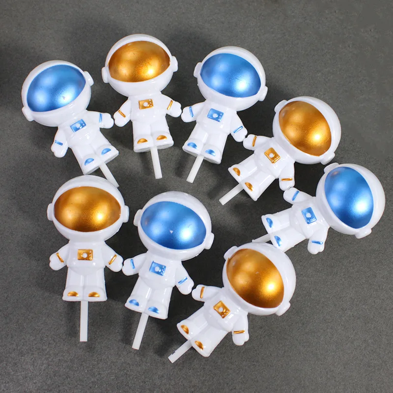 Wholesale Manufacturer Directly Lollipop Children Snack Food Confectionery And Sweets Mixed Fruit Flavor Astronaut Toy Candy