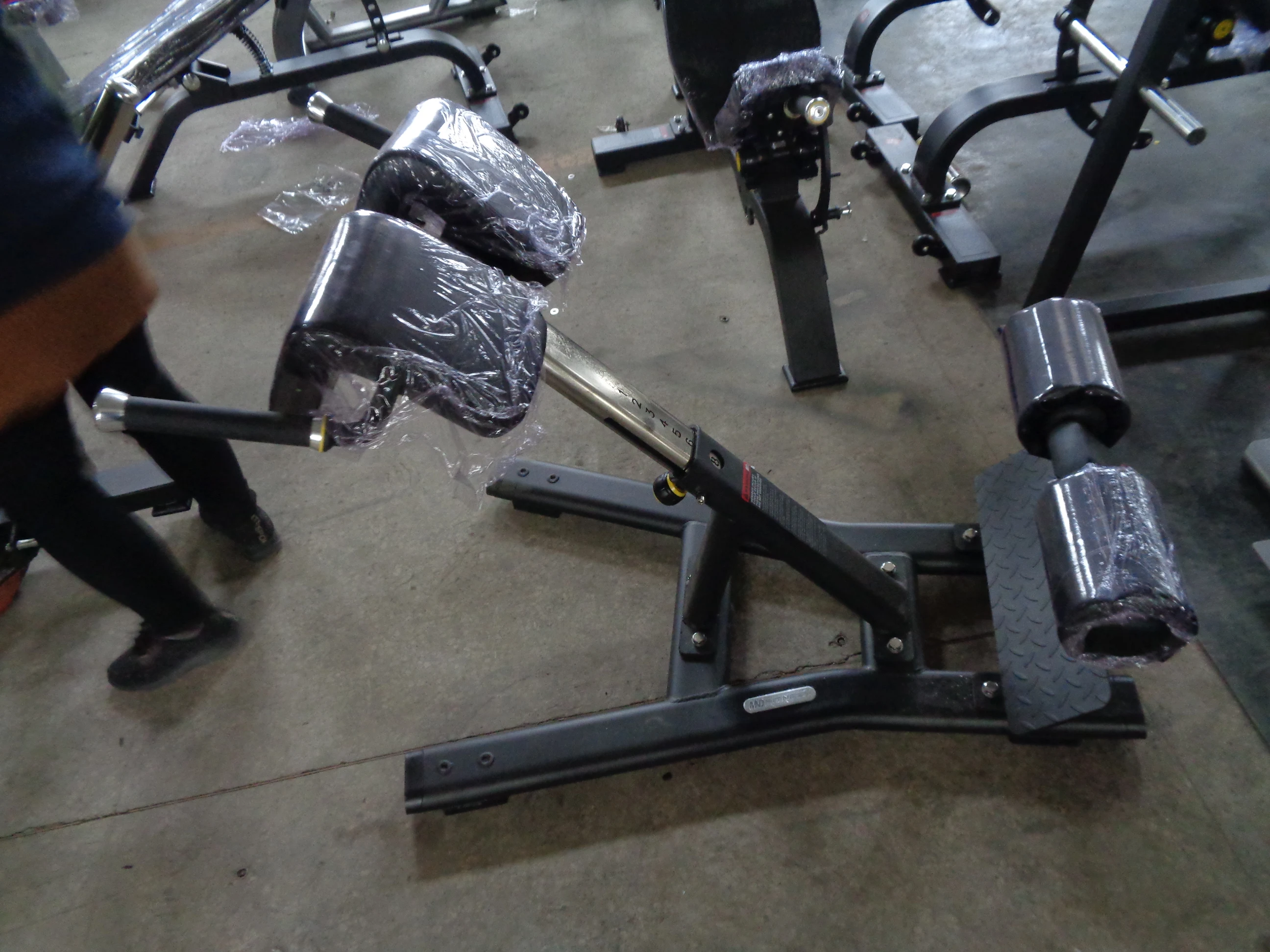 
MND Factory New Arrival Commercial Gym Machine FF45 Back Extension Bench Roman Chair 