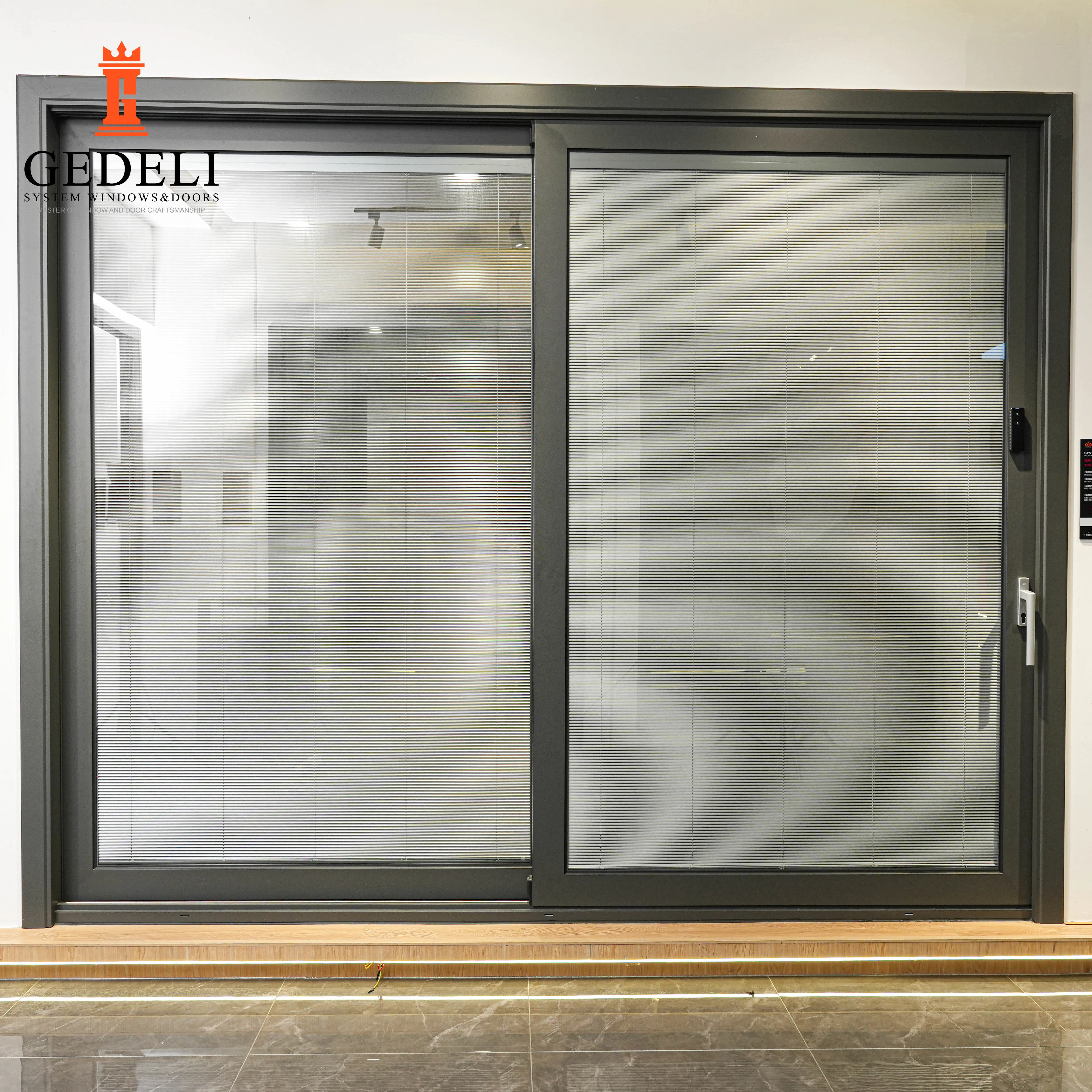 Factory direct supply Steel Lift Door Lift-Up Bridge Door Heavy-Duty Automatic Lift Door Solutions