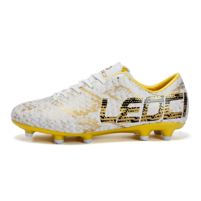 
High quality newly arrival wholesale long studs sports kids men cheap soccer shoes football 