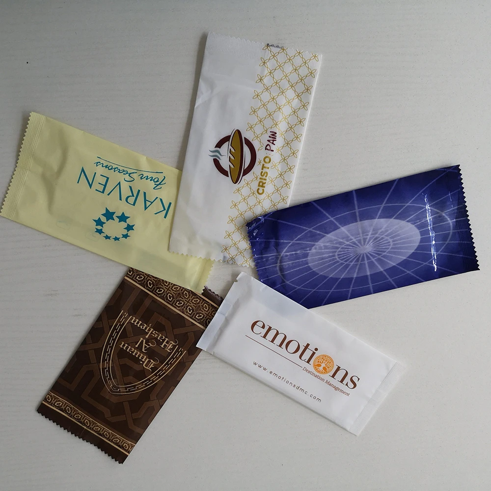 Custom Design Single Packed Cleaning Wet Tissue individual hand and mouth wipes mini wet wipes For Restaurant