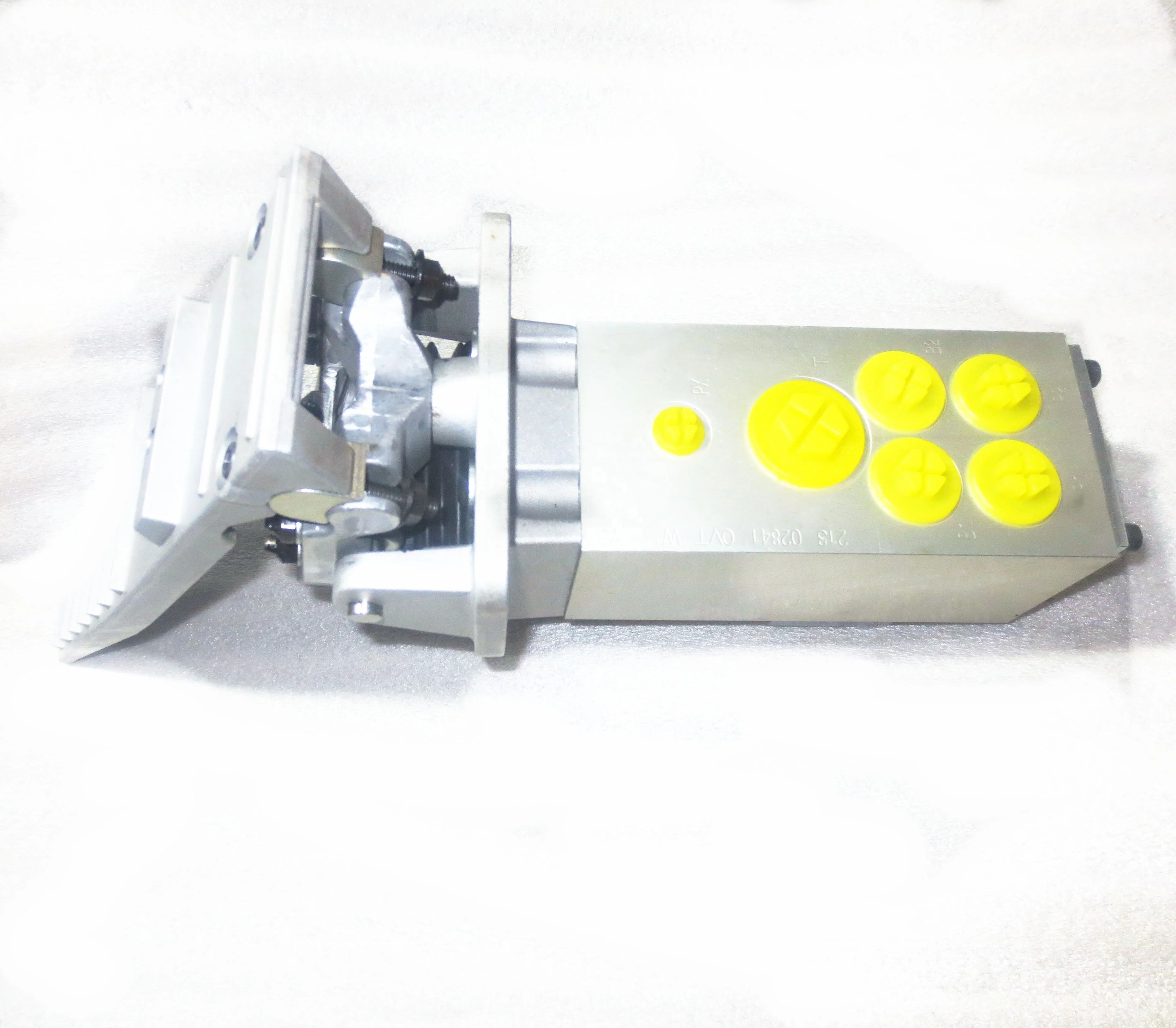 Valve-Treadle 15248653 Terex Truck Spare Parts