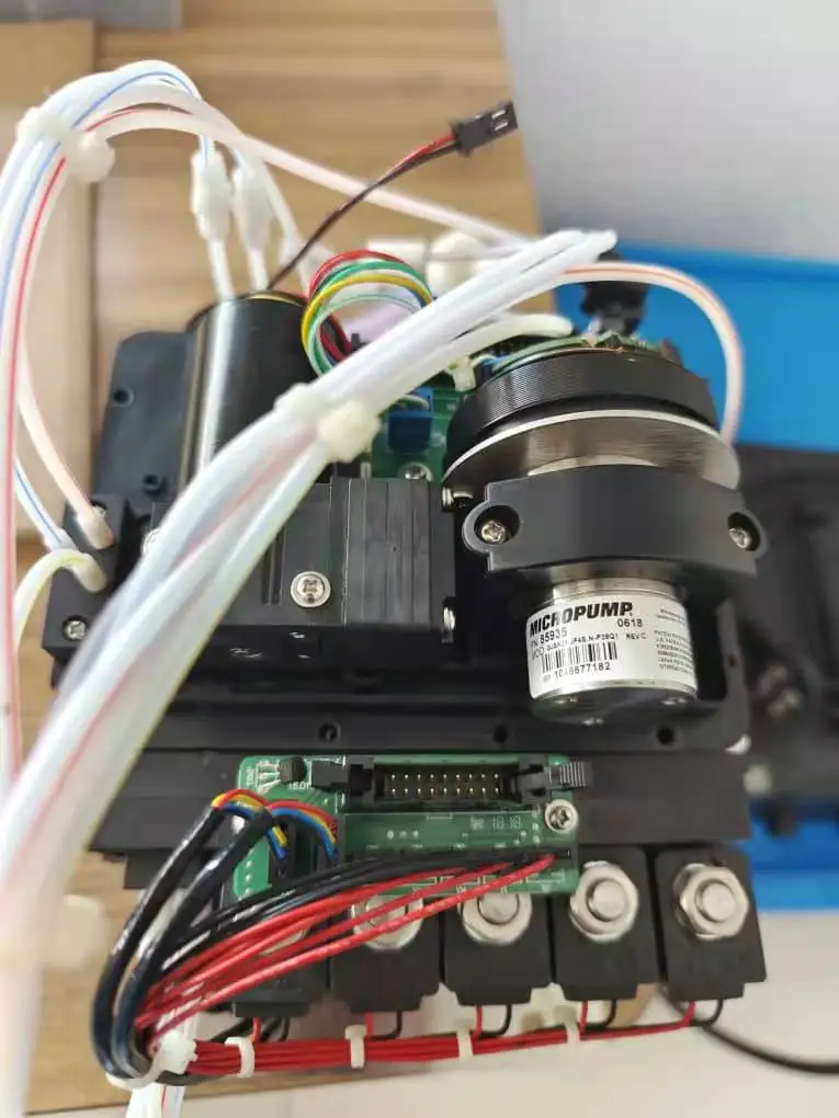 Hot Saling Small Character CIJ Inkjet Printer With Five Languages For Industrial