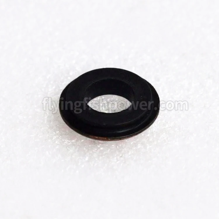 Hot Sale YaMZ 650 YaMZ-650 Engine Parts Valve Chamber Cover Bolt Spacer Block 650.1003540 650-1003540