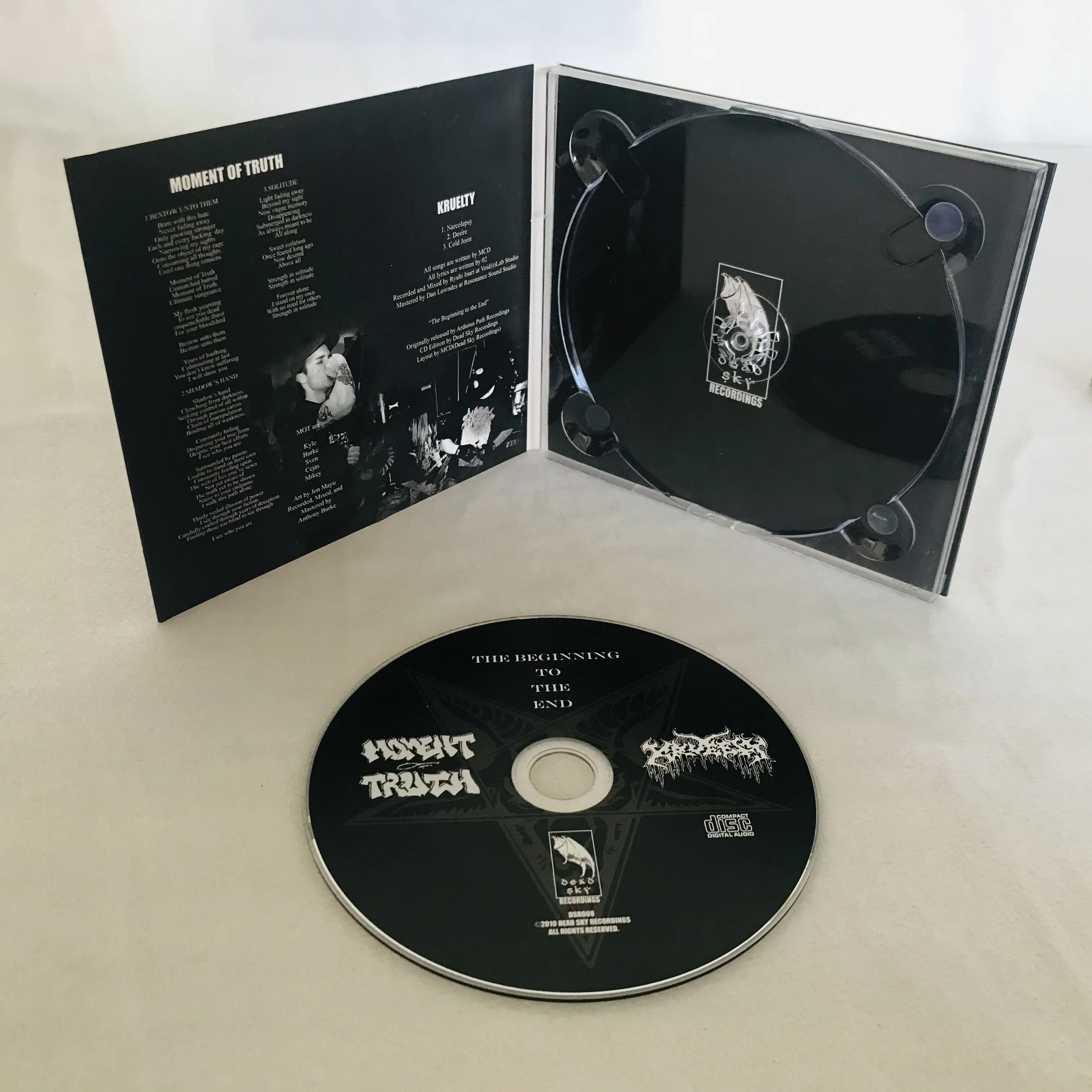 Custom 12 CM Silver CD Replication Disk Replication & Printing in 4 Panel Digipak
