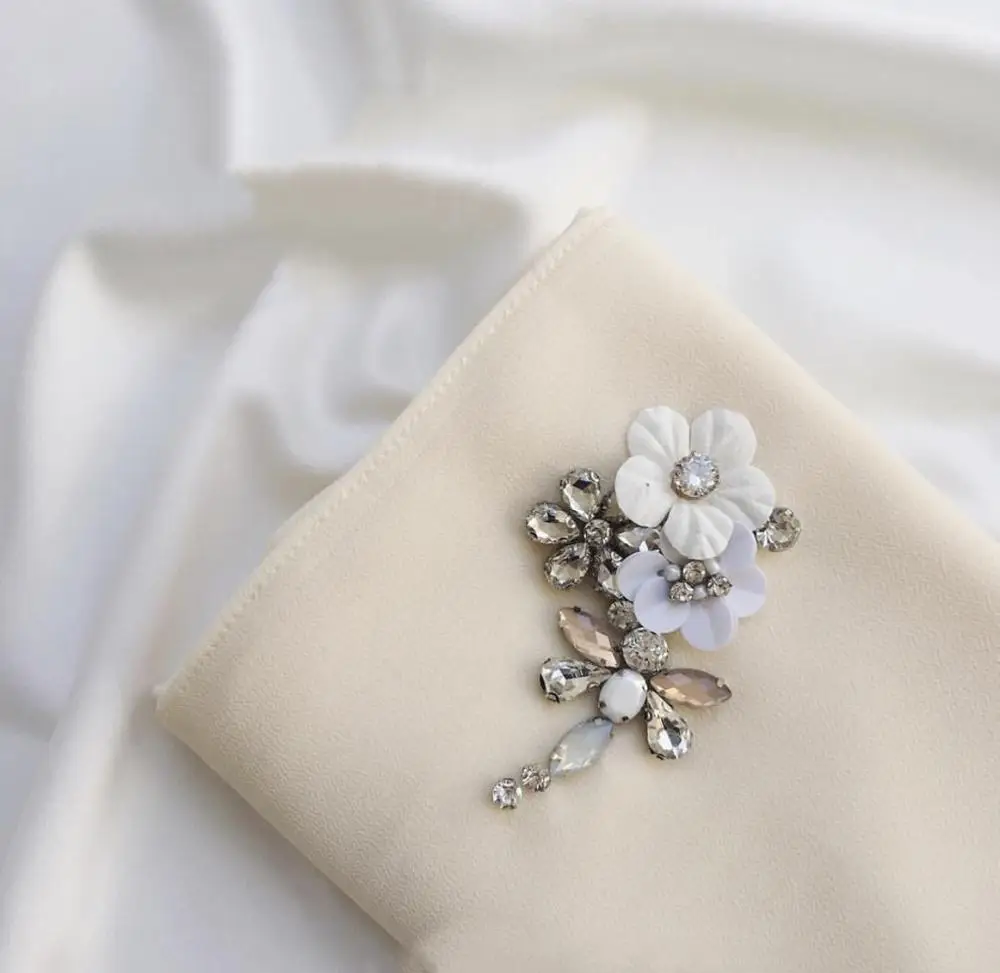 pleated Muslim Chiffon Hijab 75*180 With Beautiful Faux Jewel scarf