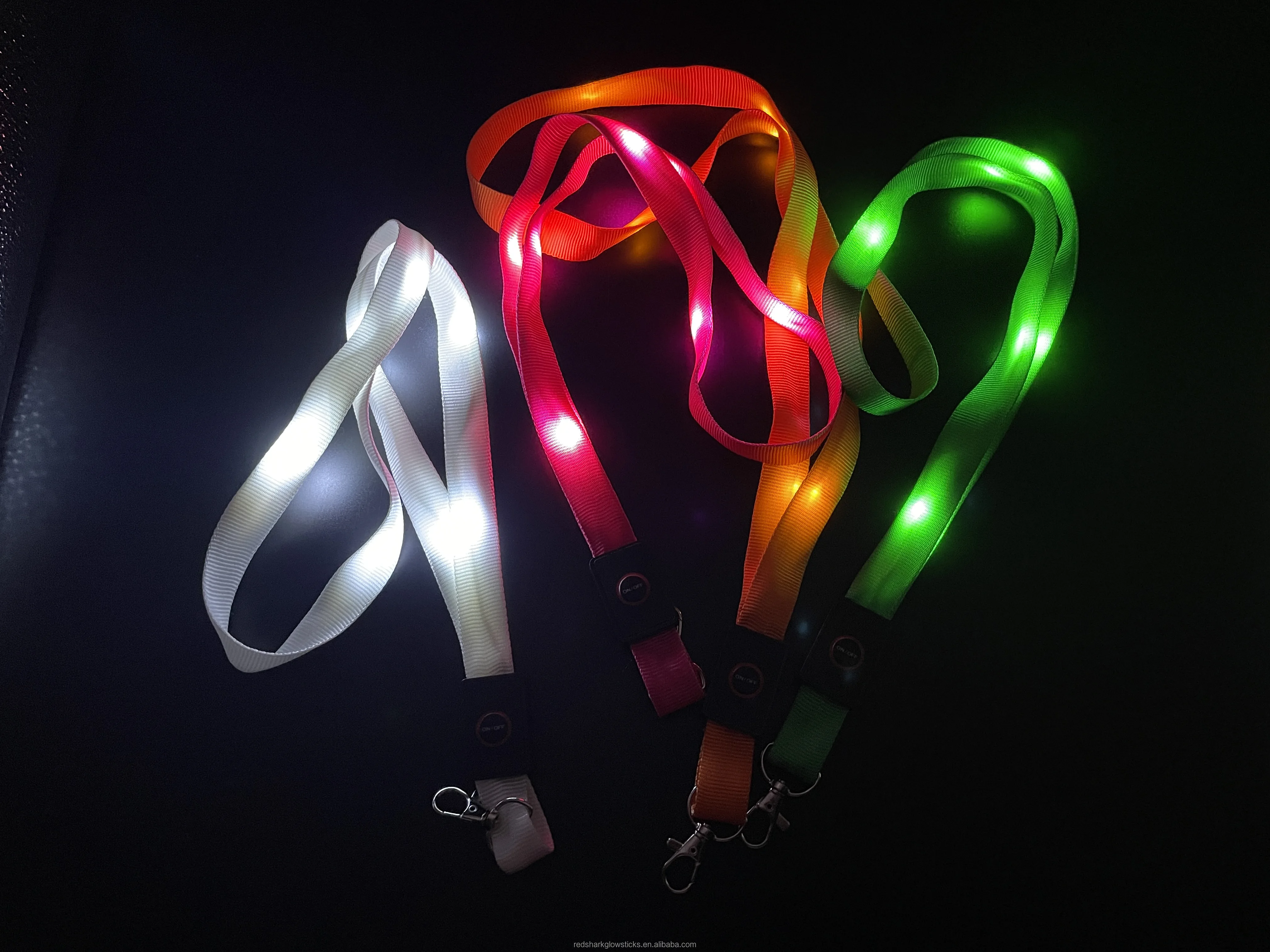 Лидер продаж в мире 2024 нейлоновая полиэфирная сеть с блестками светодиодное освещение рабочий значок карточка стропка для освещения можно настроить