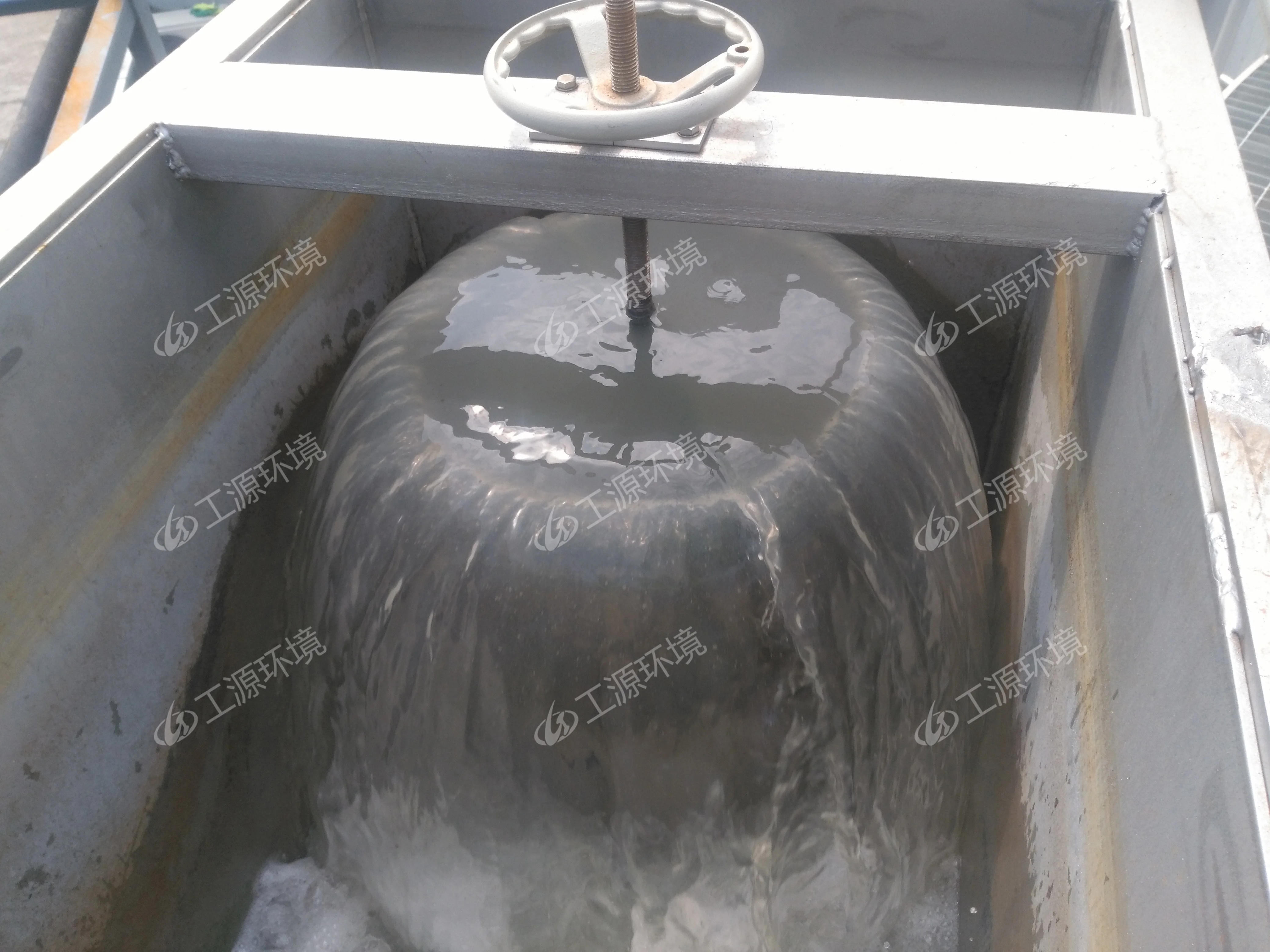 superifical circular Dissolved Air Flotation gongyuan daf for industrial sewage treatment