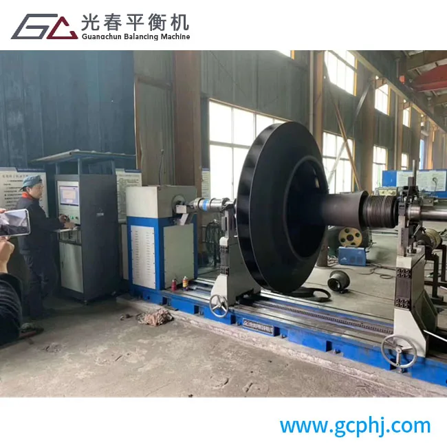 Industrial Rubber Roller Dynamic Balancing Correction Machine for Sale
