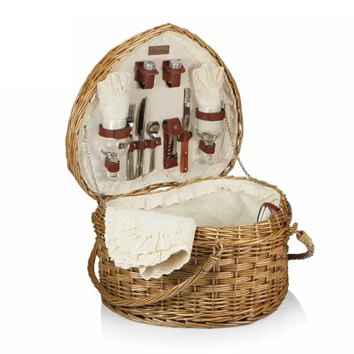Fruit Food and Drink Storage Basket Wicker Woven Heart Shaped Picnic Basket Natural Color for 2 Person 45x35x26cm