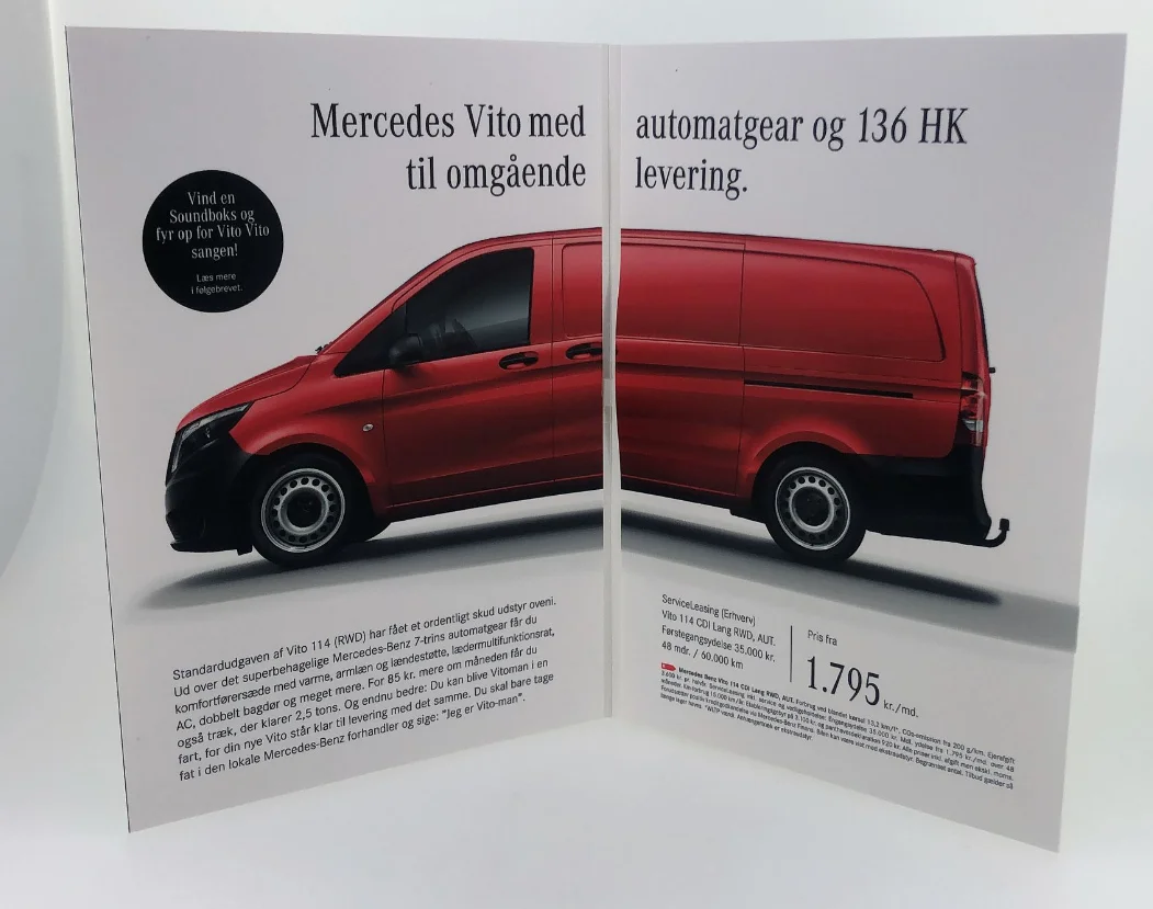 Custom musical greeting christmas card