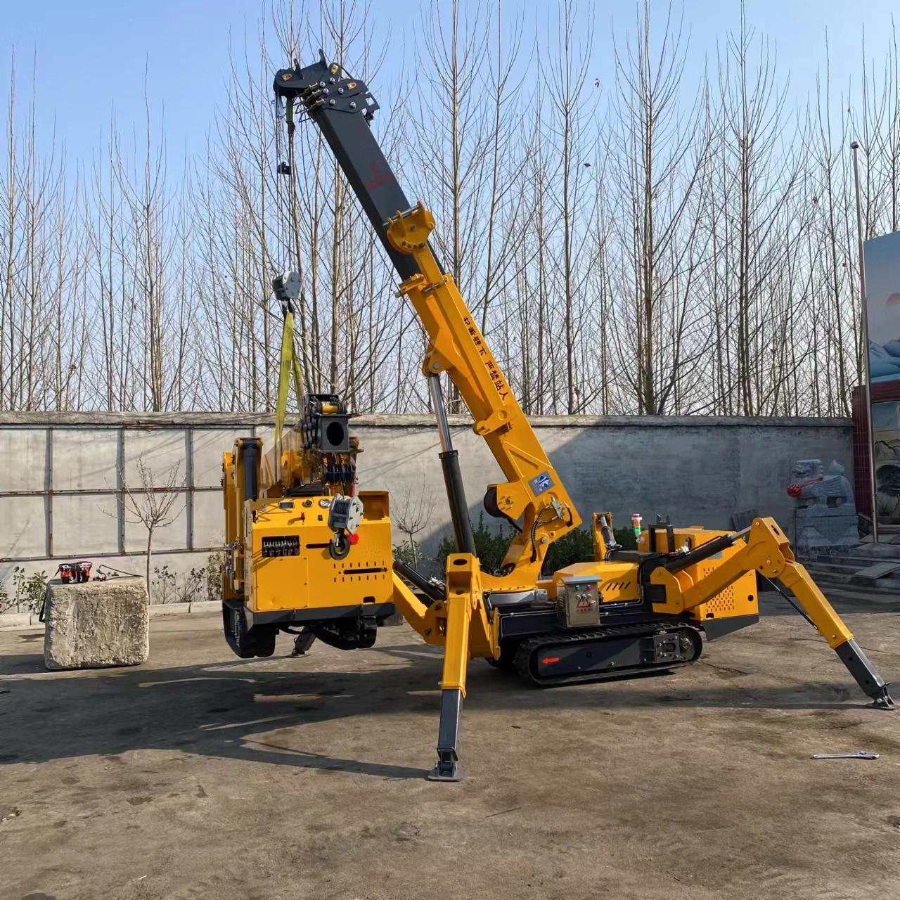 Portable Small Hydraulic Flying Jib Crane Space Crawler Folding Mini 3T Spider Crane Price Multiple Specification Work Platforms